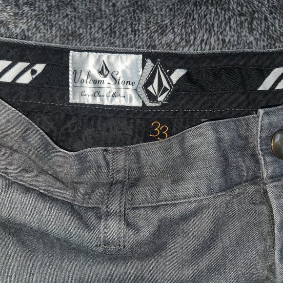 Volcom Stone Corpo Class collection Men's stylish shorts with 33" waist - Picture 12 of 12